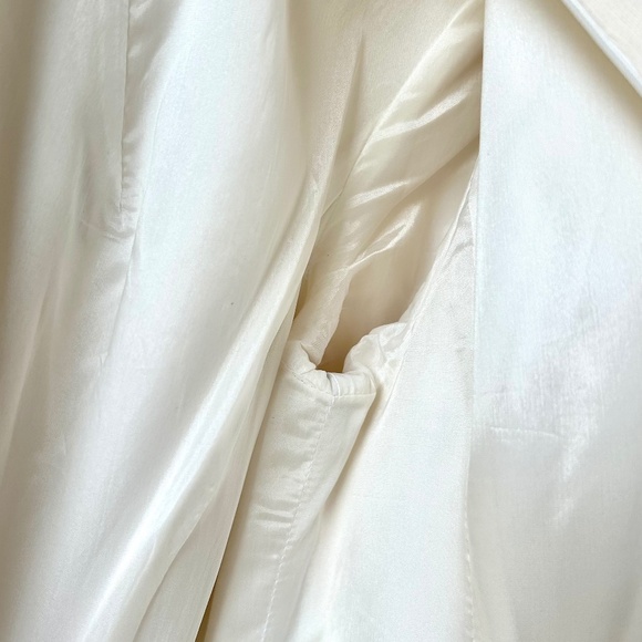 Immaculate ESCADA DRESS New without tags PRISTINE - 38 WINTER WHITE VIRGIN WOOL - Picture 8 of 16